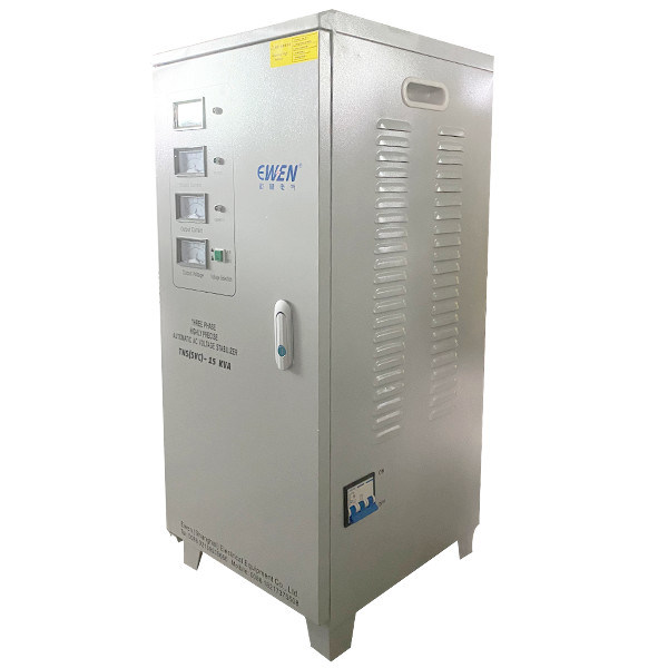 Tns-15KVA τριφασικός υψηλής ακρίβειας σερβο μηχανών ρυθμιστής τάσης εναλλασσόμενου ρεύματος τύπων αυτόματος